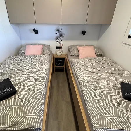 New Deluxe House Barka With Jacuzzi Holiday home