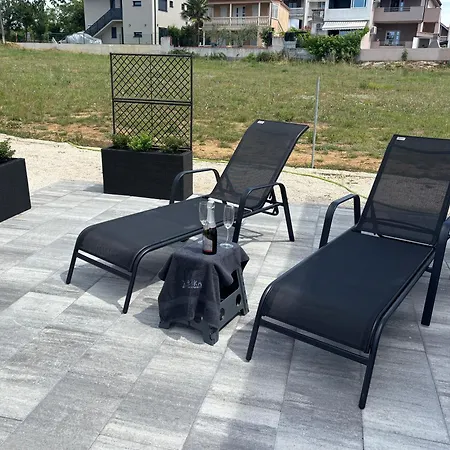 New Deluxe House Barka With Jacuzzi Σπίτι διακοπών *